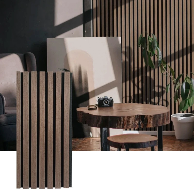 Akoestisch wandpaneel met houten latten voor geluidsabsorptie binnenshuis